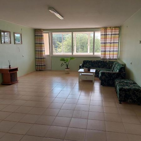 Hostel "Veiklus Rietavas" Apgyvendinimas Zewnętrze zdjęcie